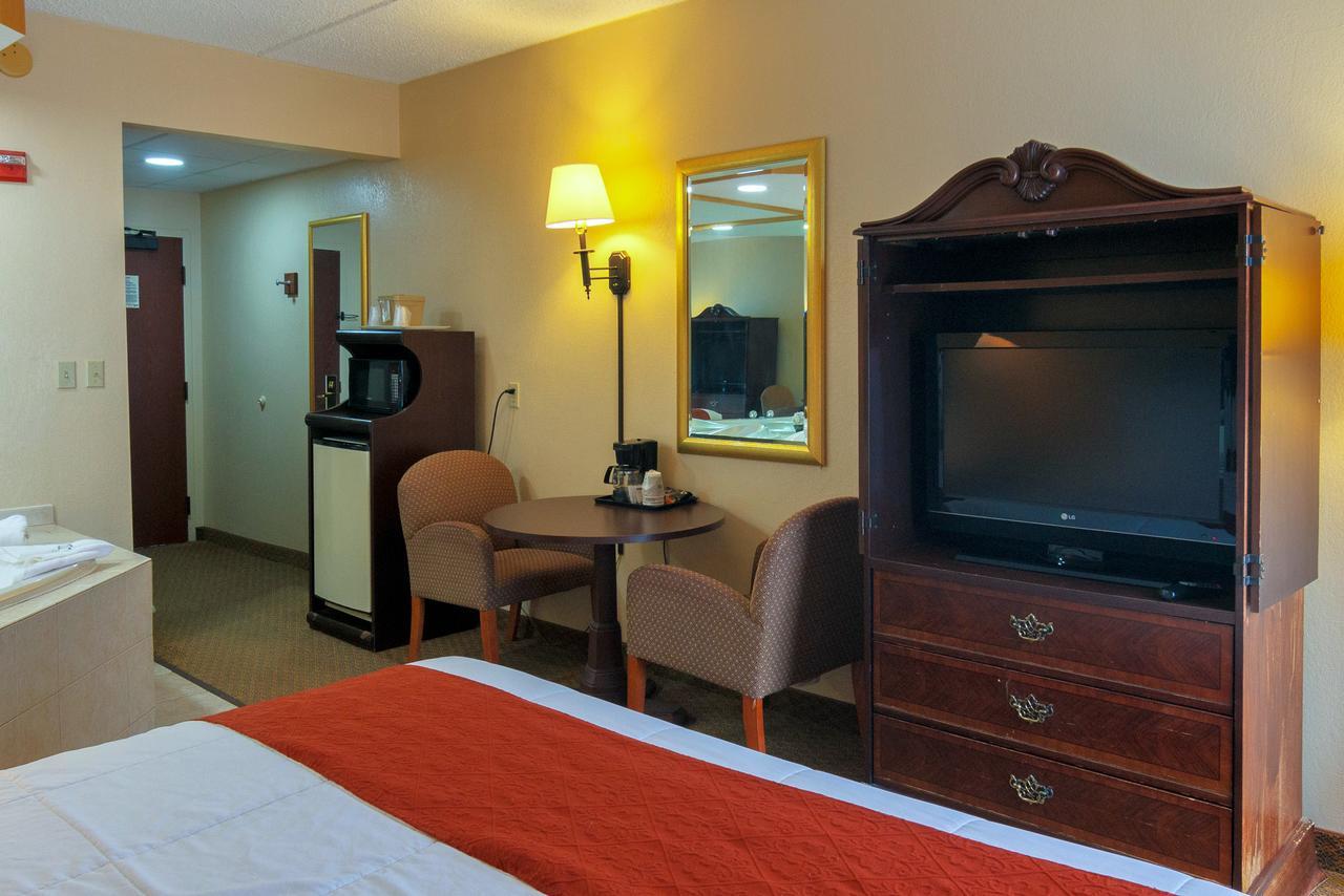 Hotel M Mount Pocono Exterior photo