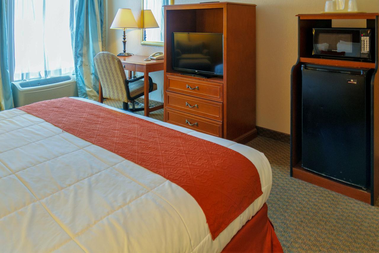 Hotel M Mount Pocono Exterior photo