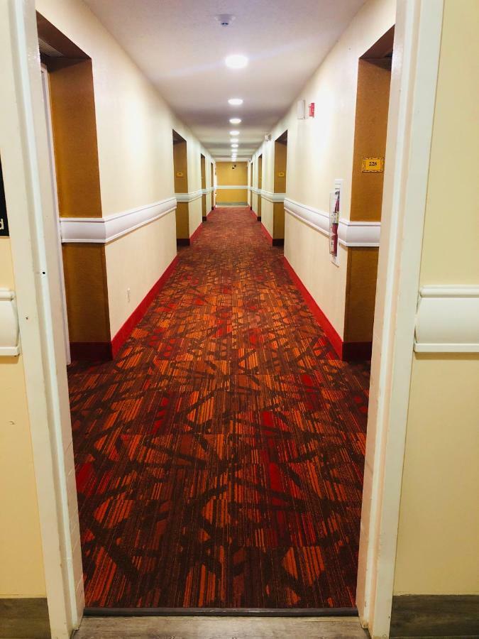 Hotel M Mount Pocono Exterior photo